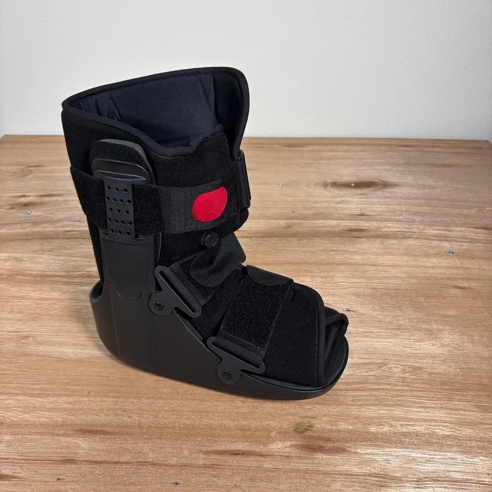 Black Short Medical Walking Boot Orthopedic Fracture Ankle Brace Size Medium